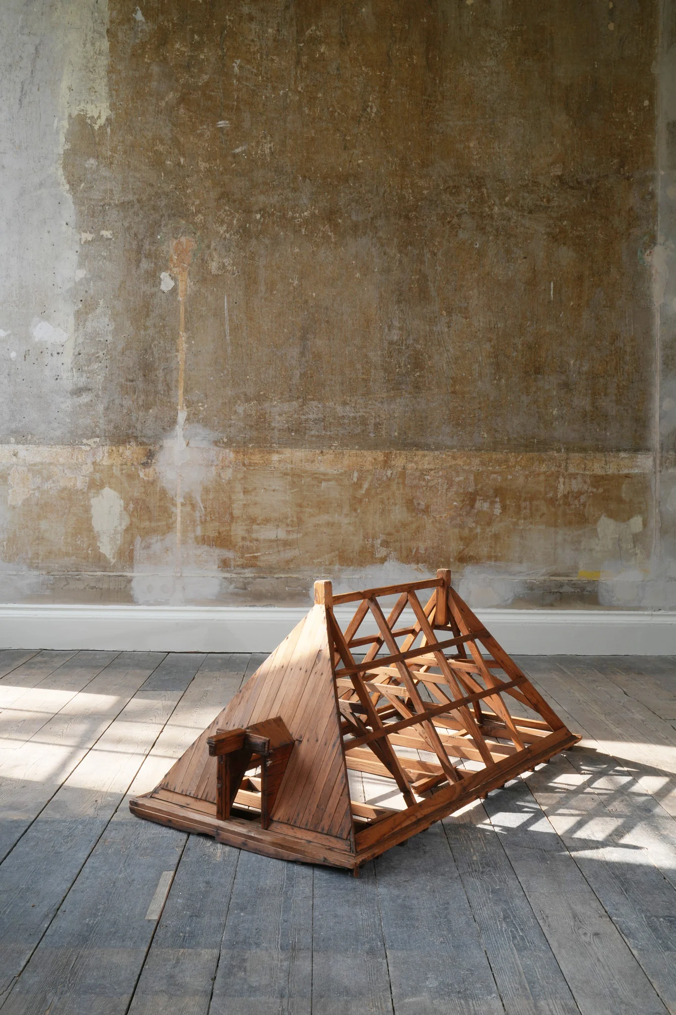 Amsterdam Architect's Roof Model - Image 4