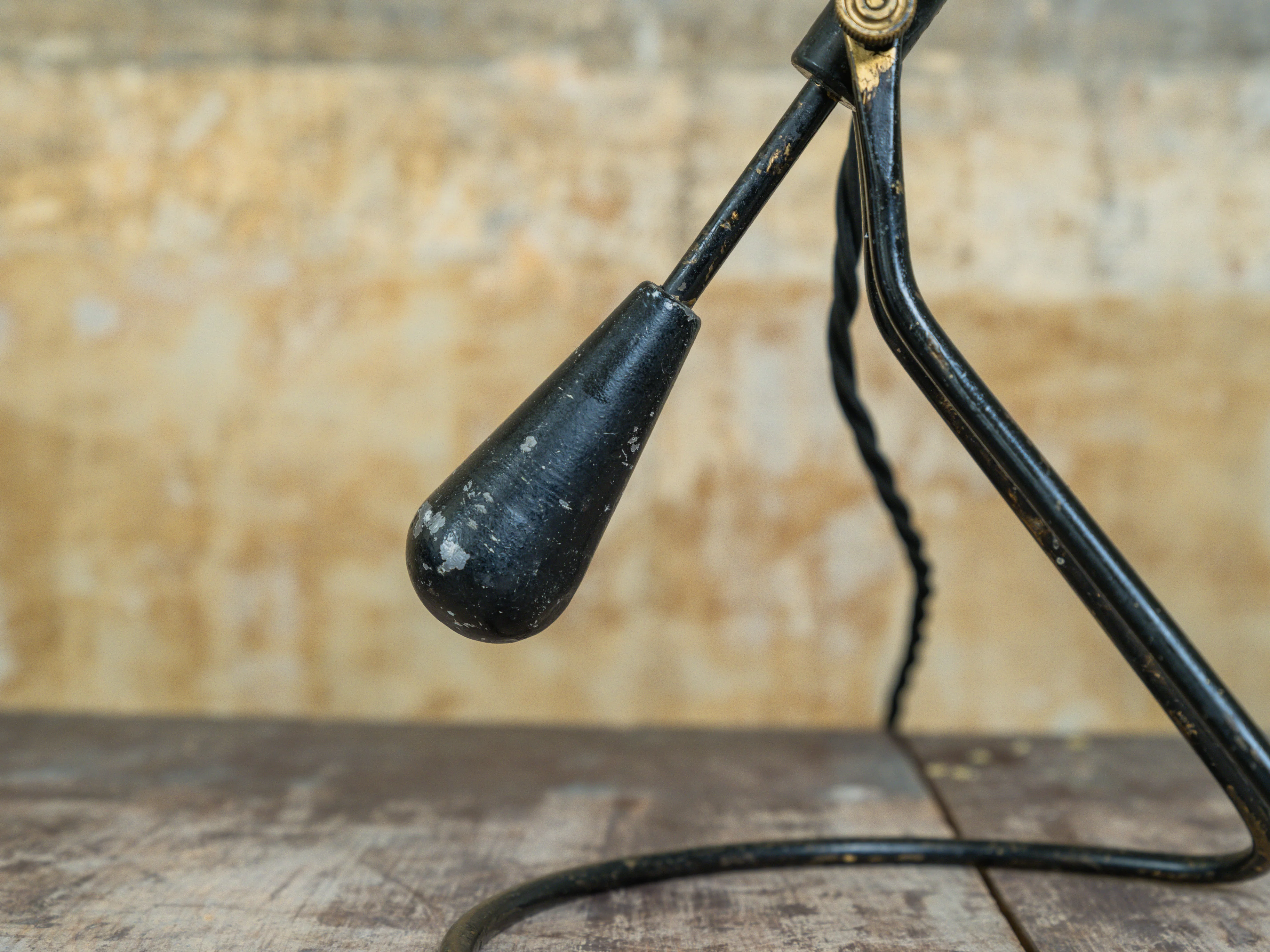 Modernist Gimble Lamp - Image 3