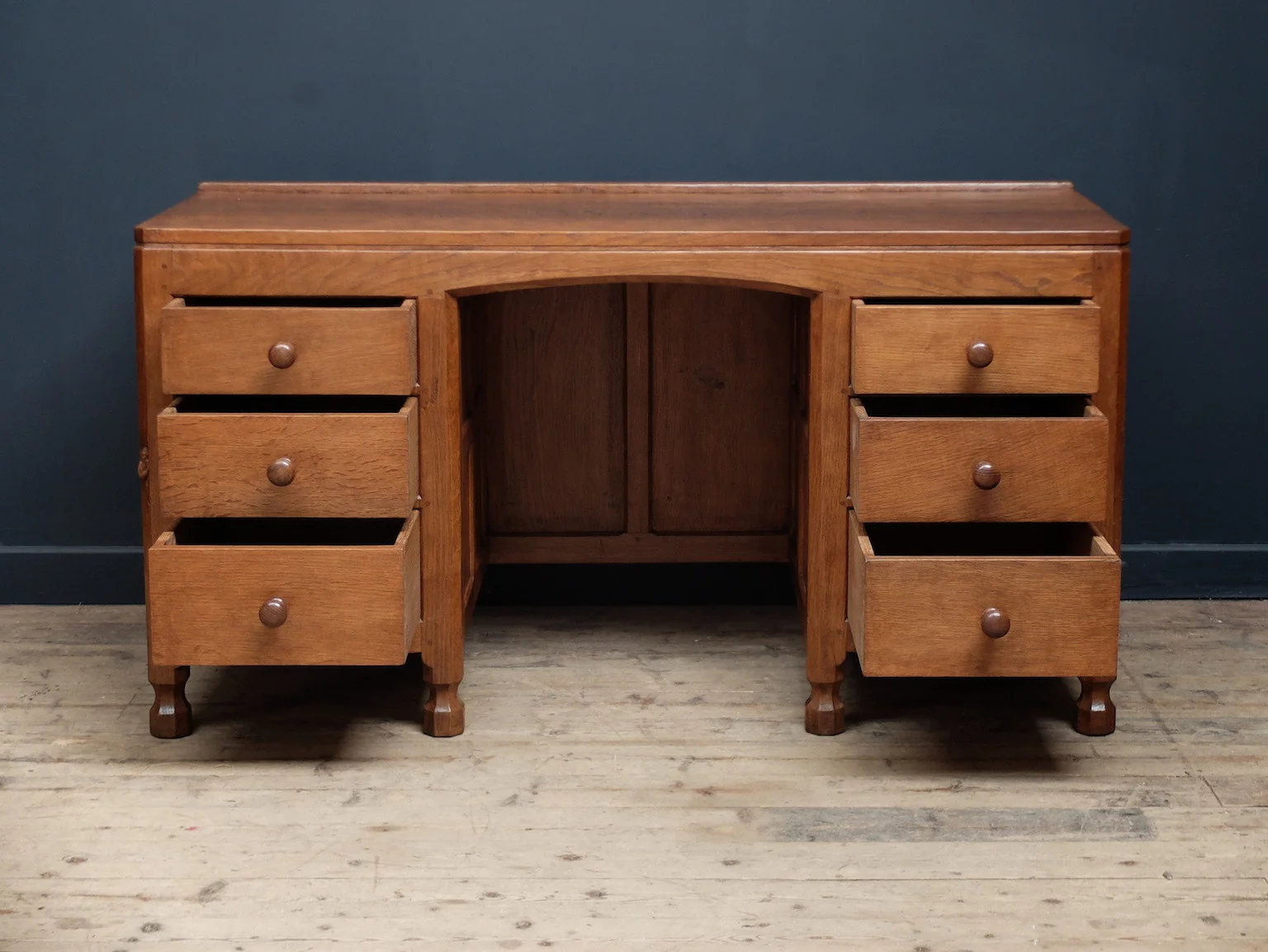 Mouseman Kneehole Desk - Image 4