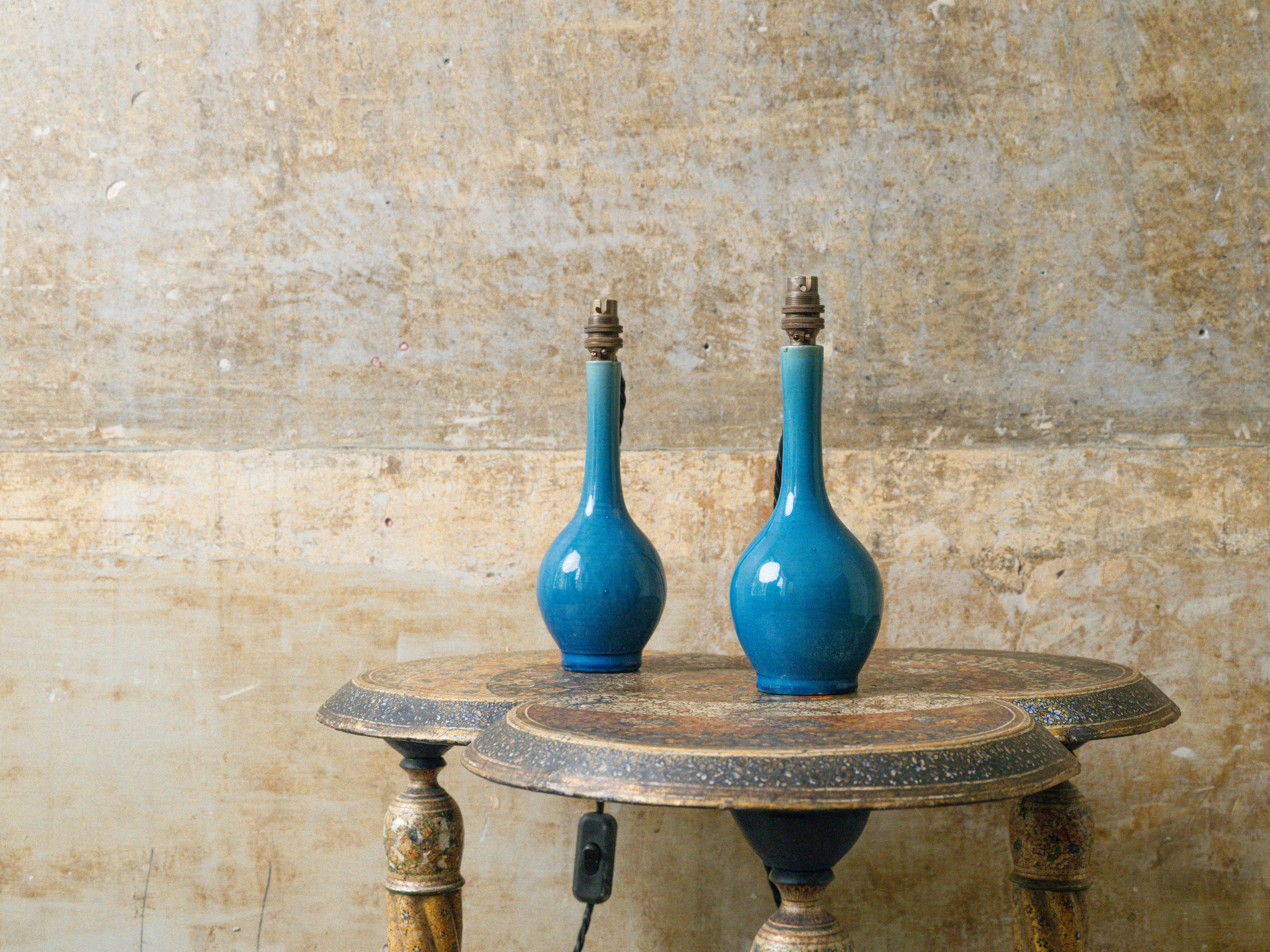 A Pair of Blue Bottle Vase lamps - Image 2