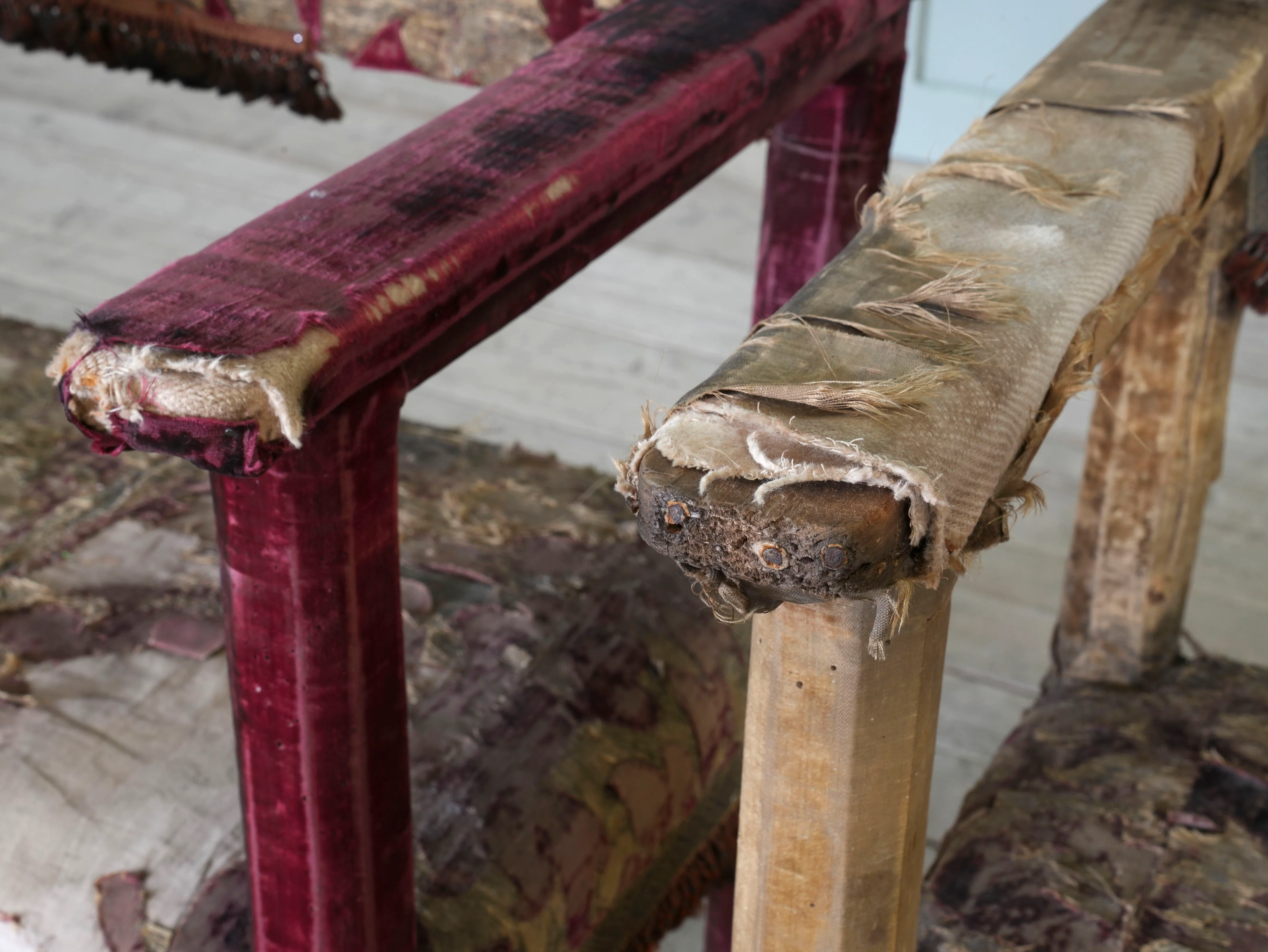 A Pair of Velvet Chairs in the manner of Lenygon & Sons - Image 15
