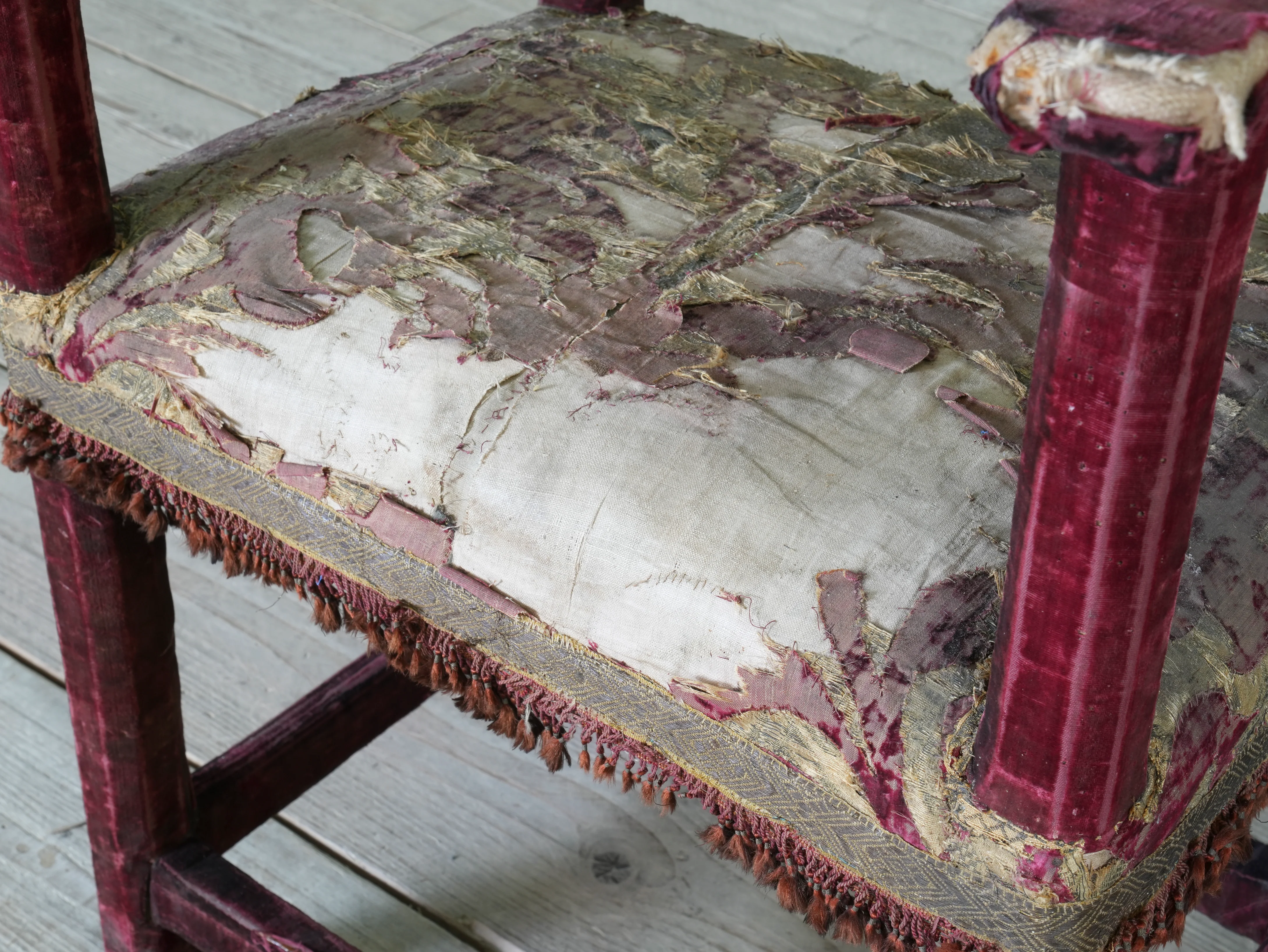 A Pair of Velvet Chairs in the manner of Lenygon & Sons - Image 16