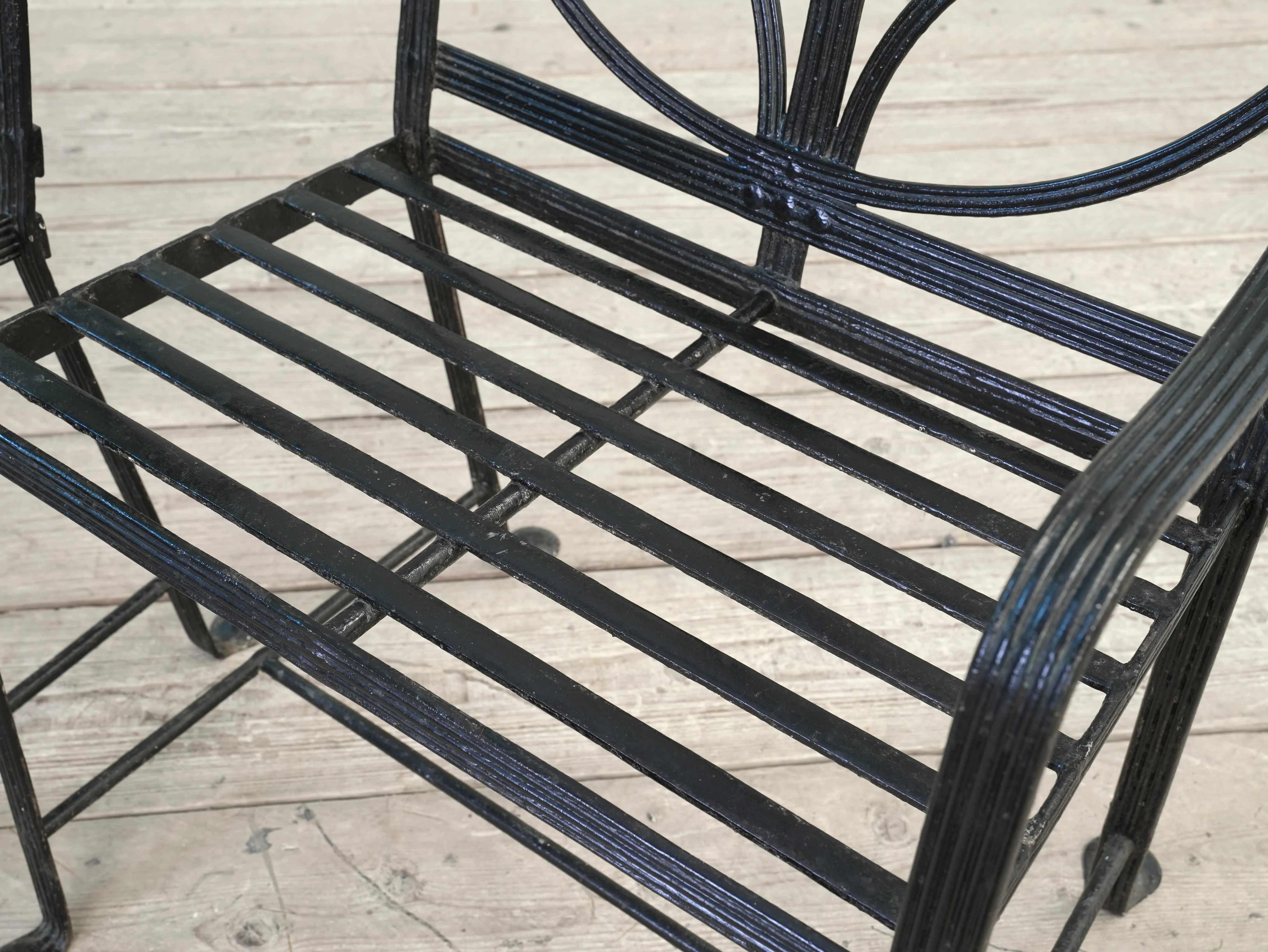 A Pair of Regency Wrought Iron Garden Chairs - Image 8