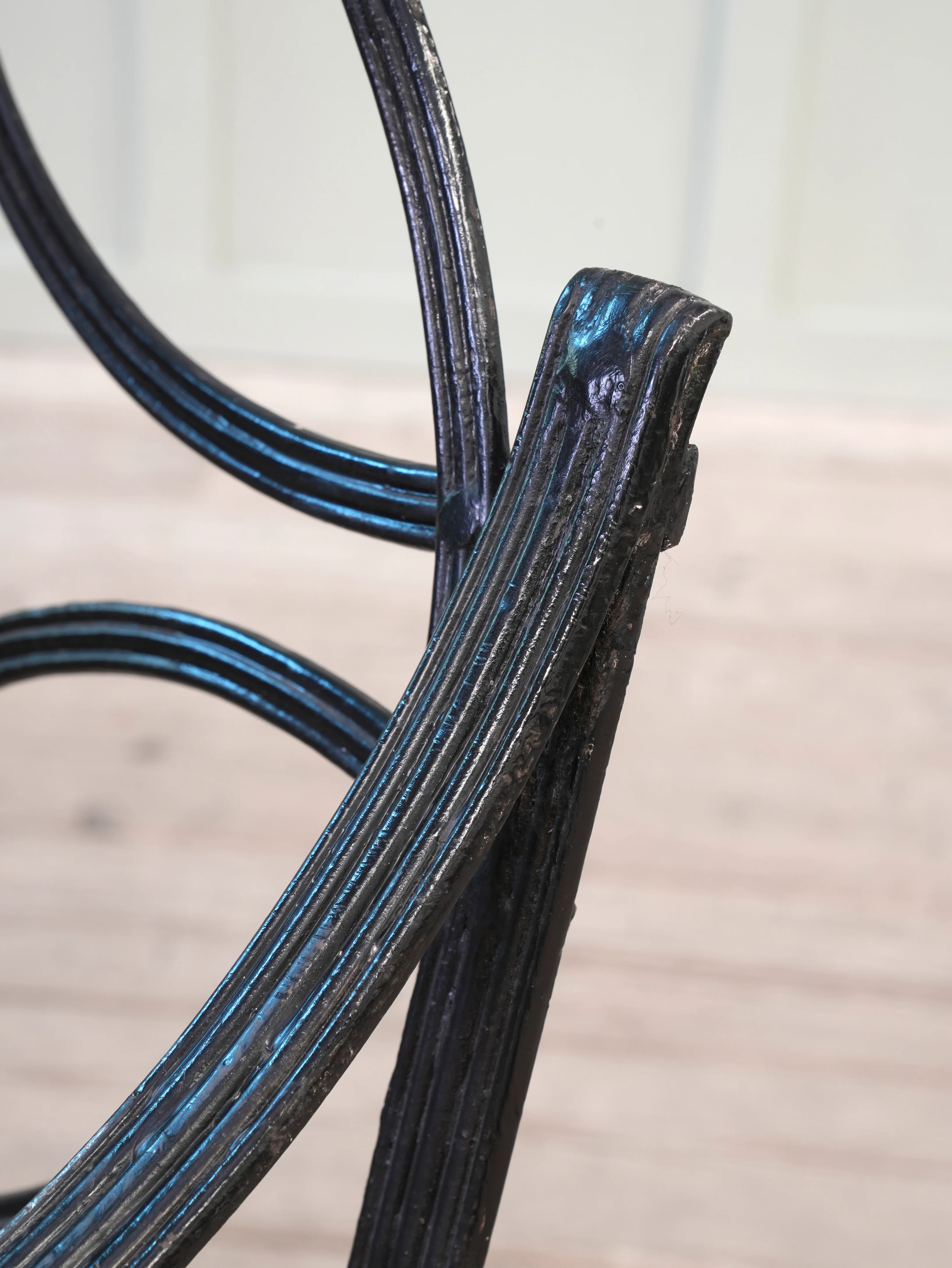 A Pair of Regency Wrought Iron Garden Chairs - Image 9