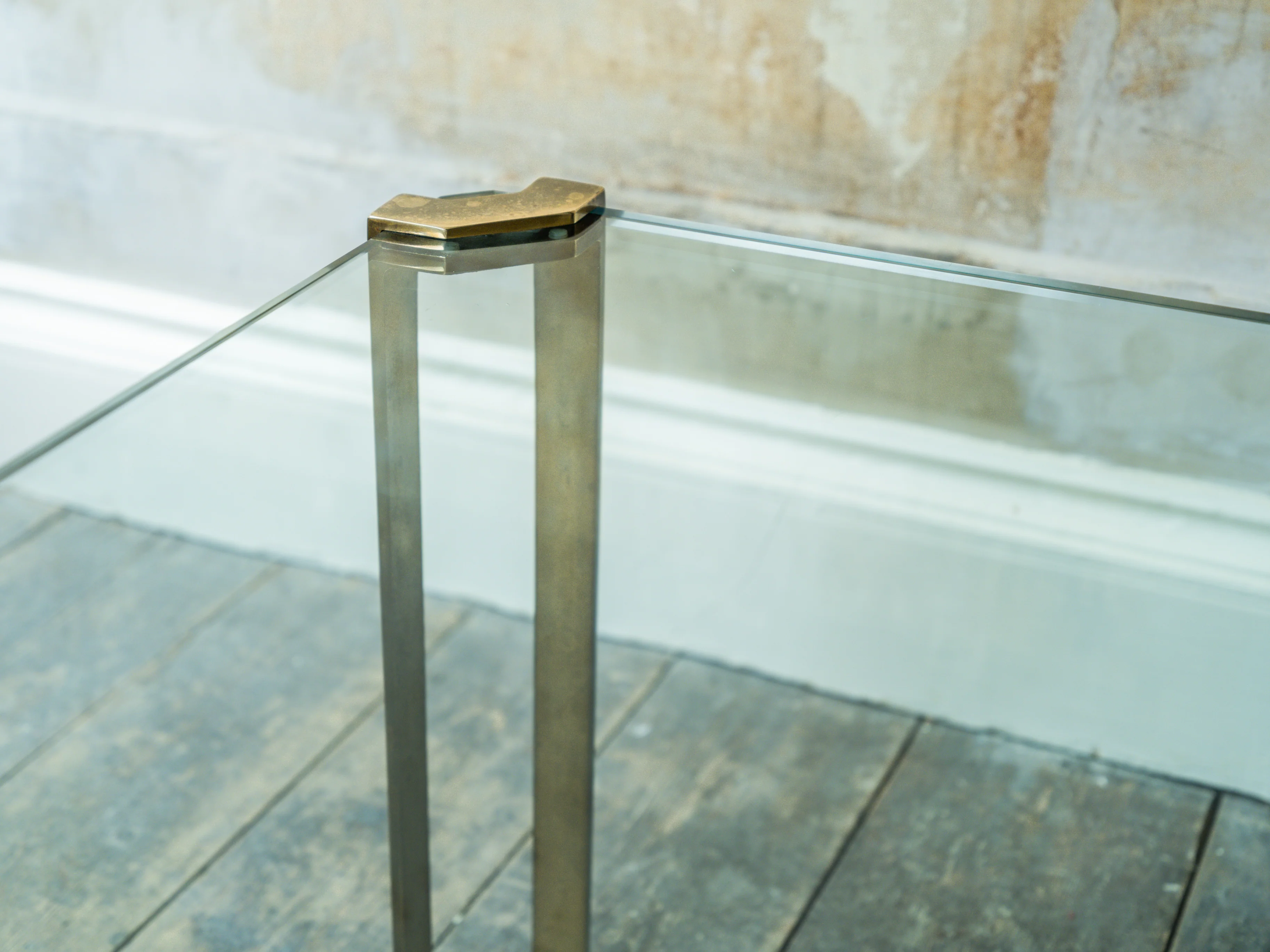 A pair of Peter Ghyczy Side Tables - Image 19