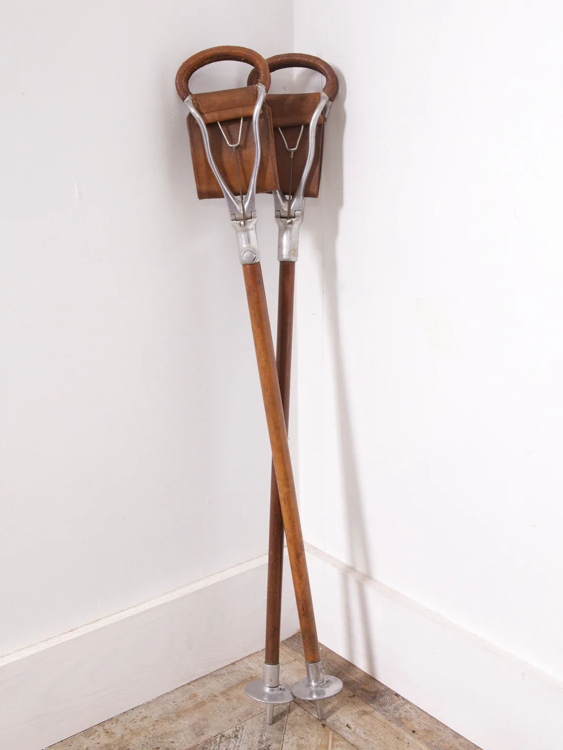 Ostrich Hide Shooting Sticks - Image 5