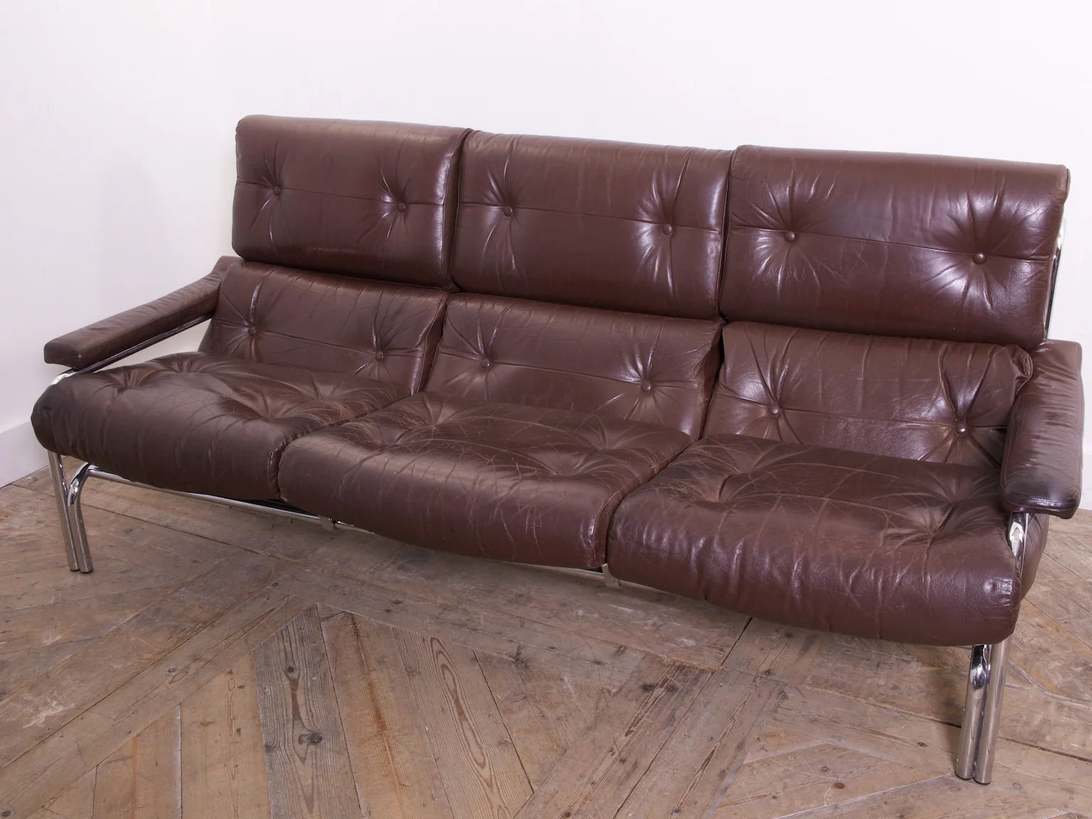 Pieff Alpha Sofa - Image 8
