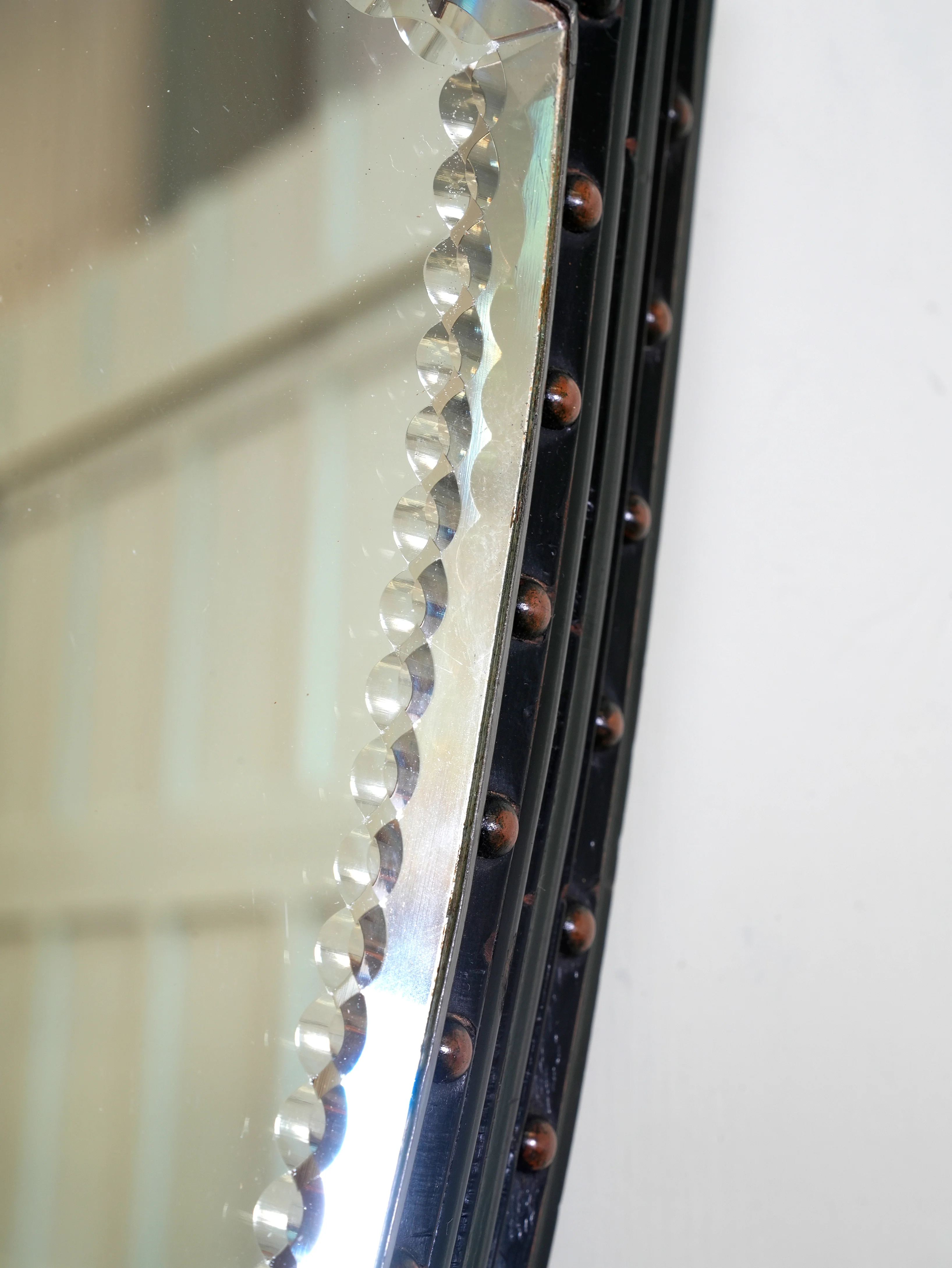 An Ebonised & Brilliant Cut Shield Mirror - Image 10