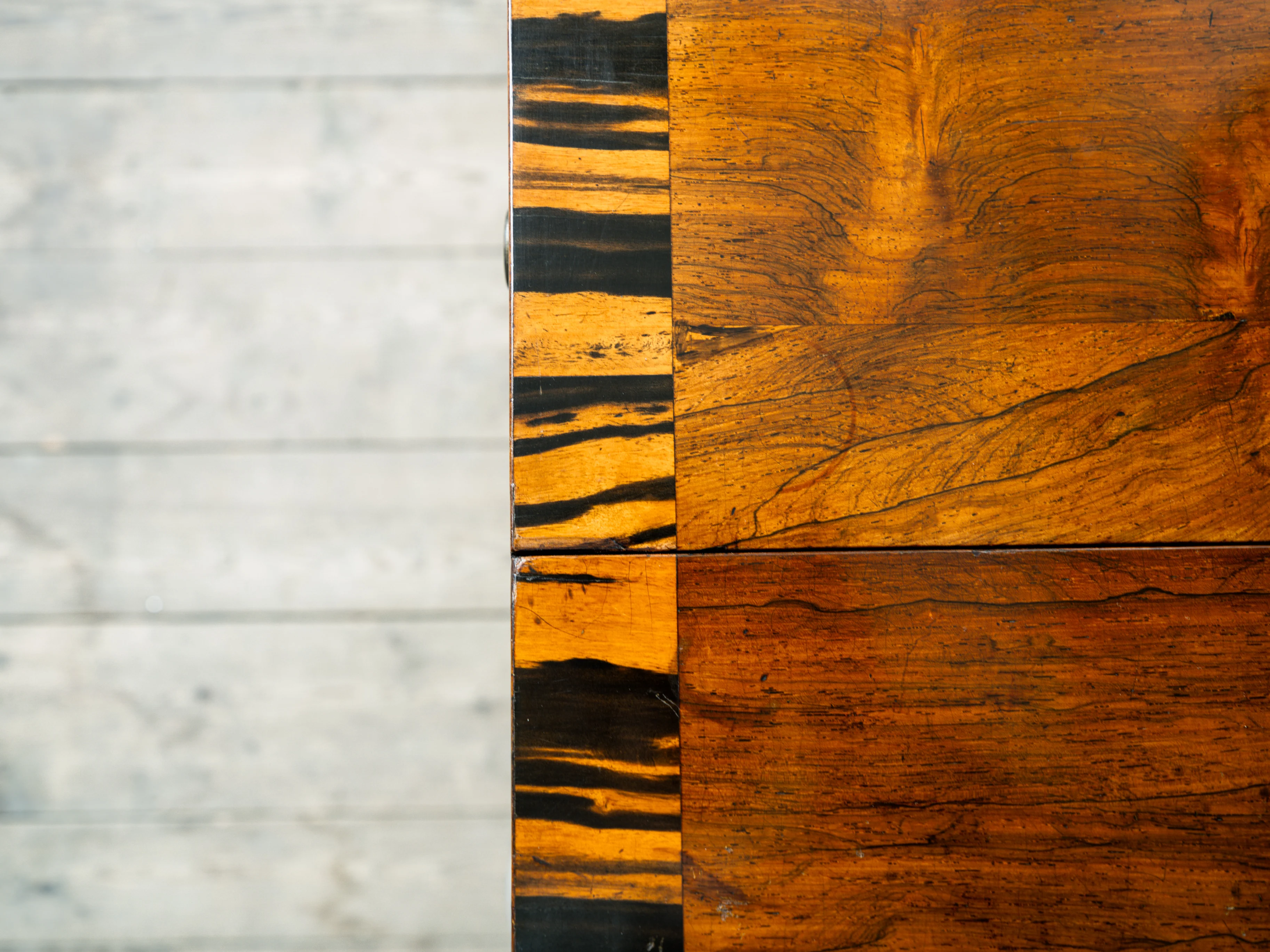 George III Zebra Wood & Mahogany Pembroke Table - Image 13