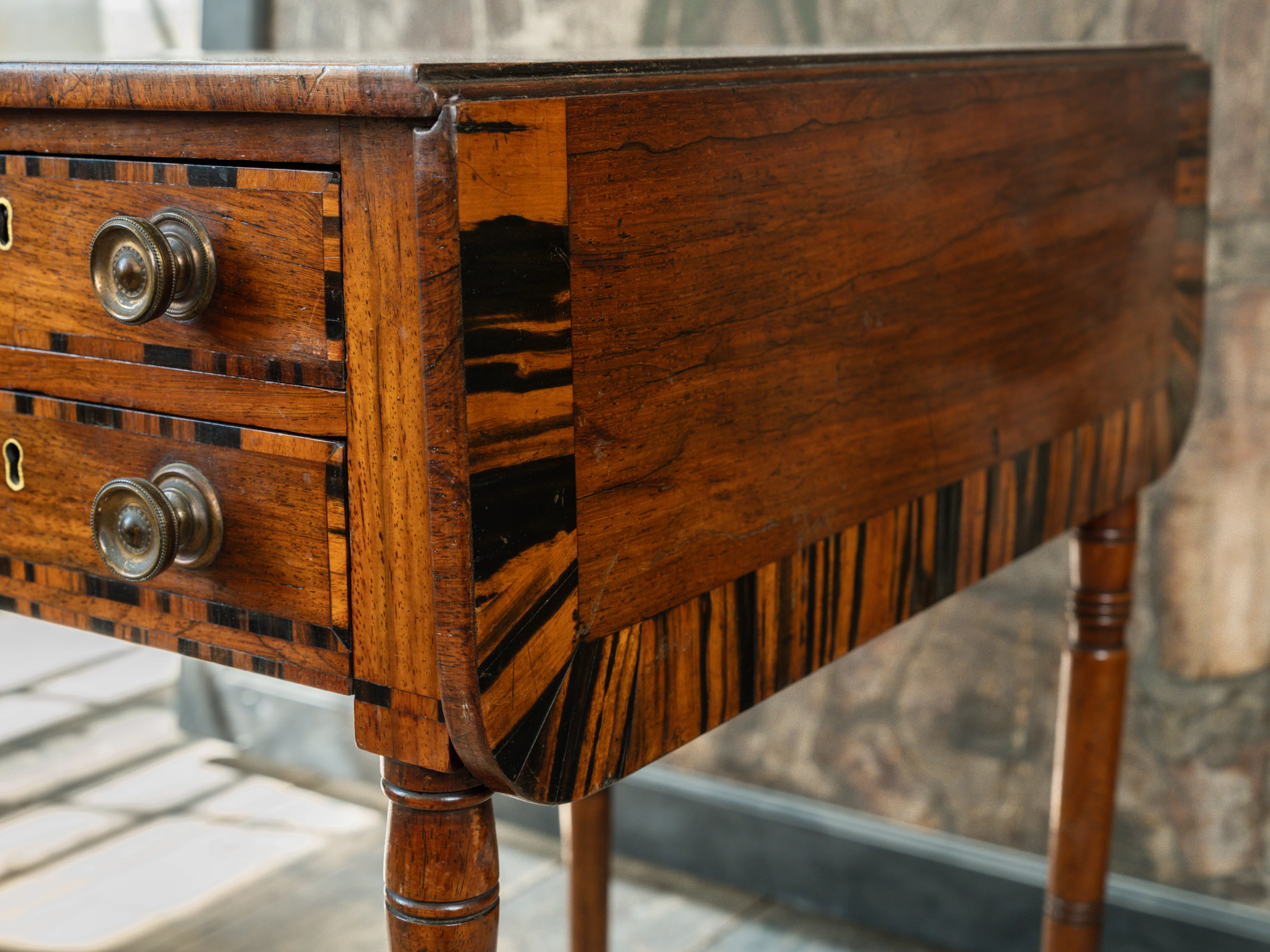 George III Zebra Wood & Mahogany Pembroke Table - Image 6