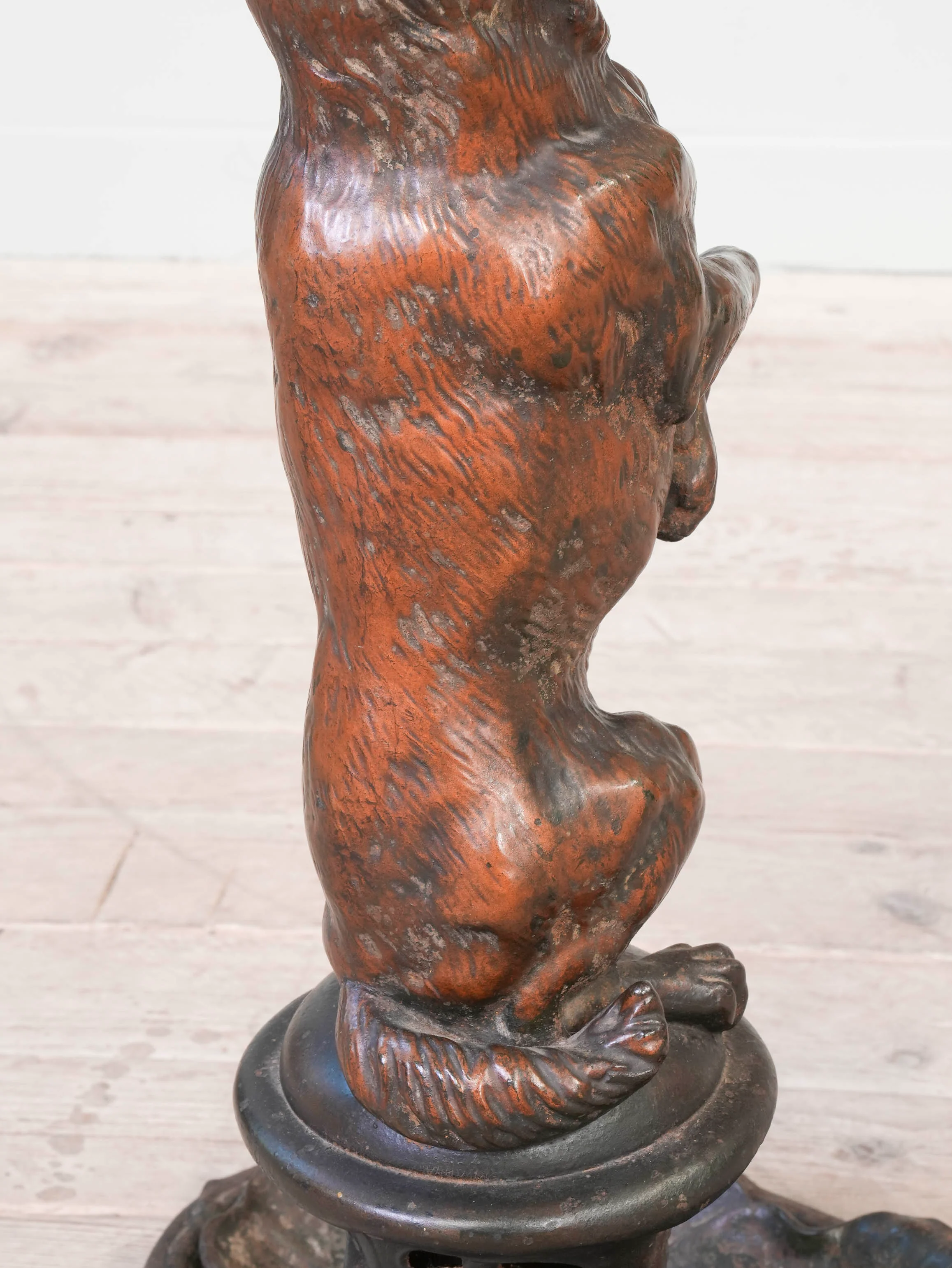A Chihuahua & Crop Stick Stand - Image 7