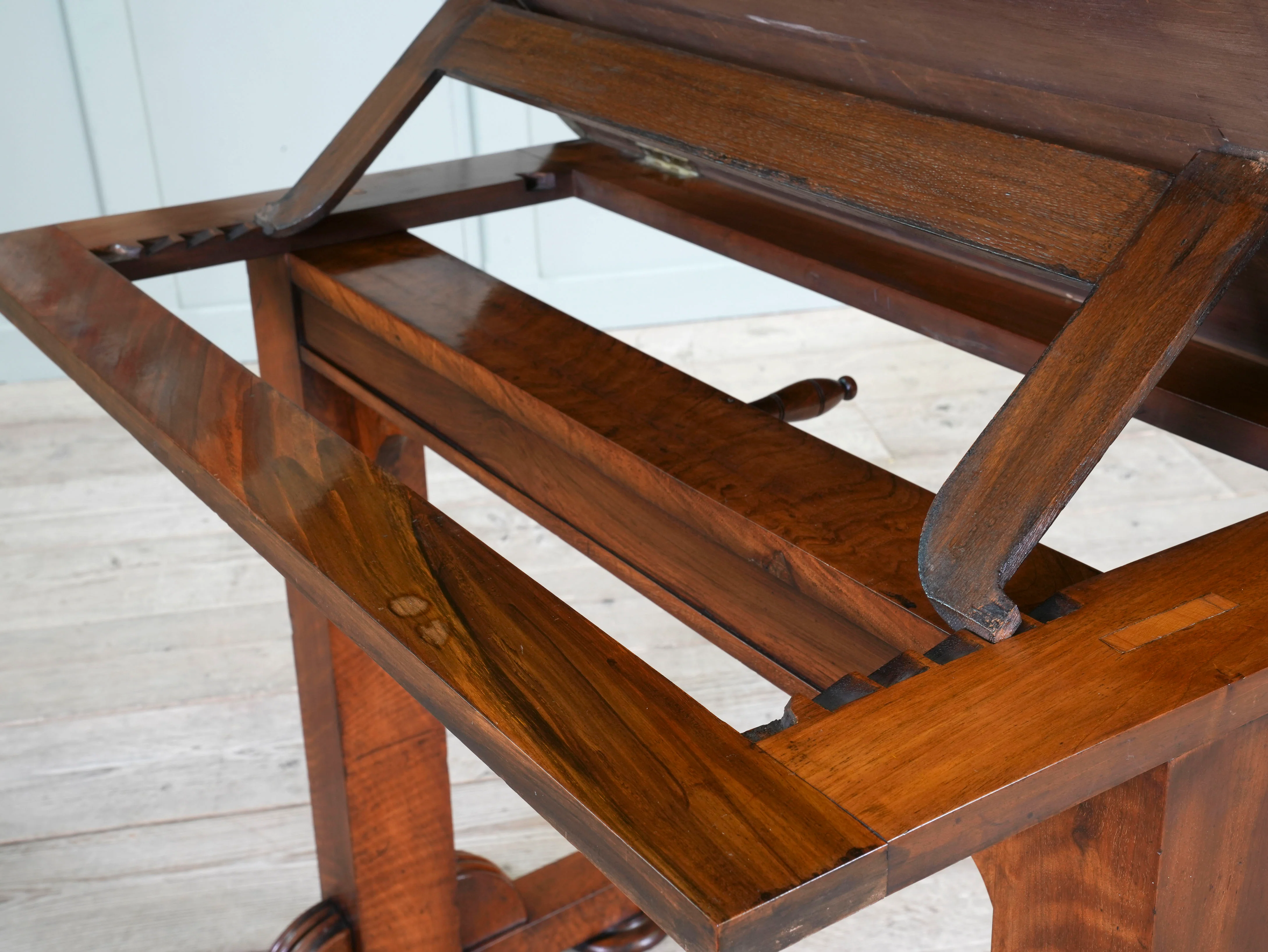 A Regency Mahogany Writing Table - Image 8