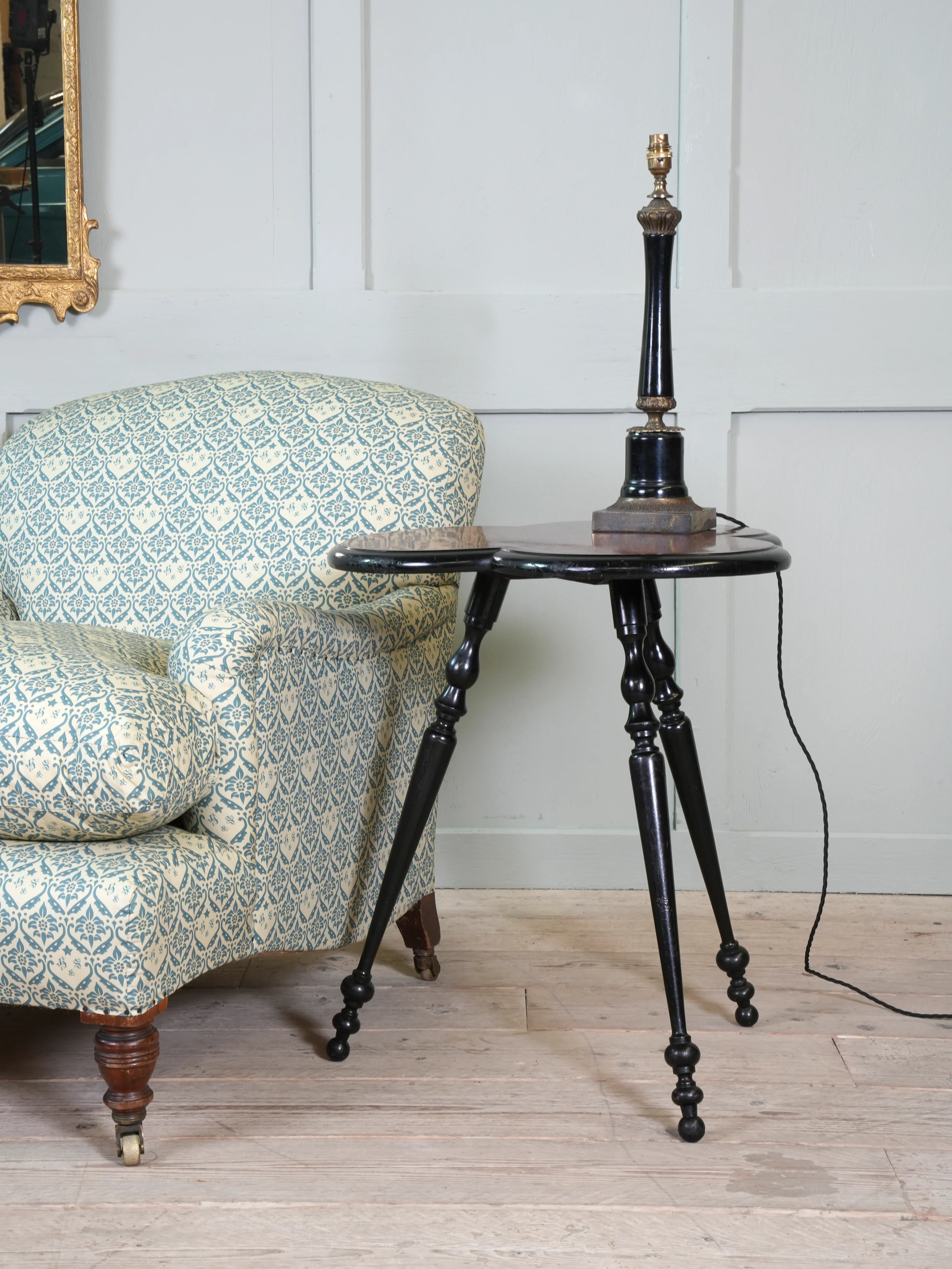 A 19th Century Amboyna Side Table - Image 12