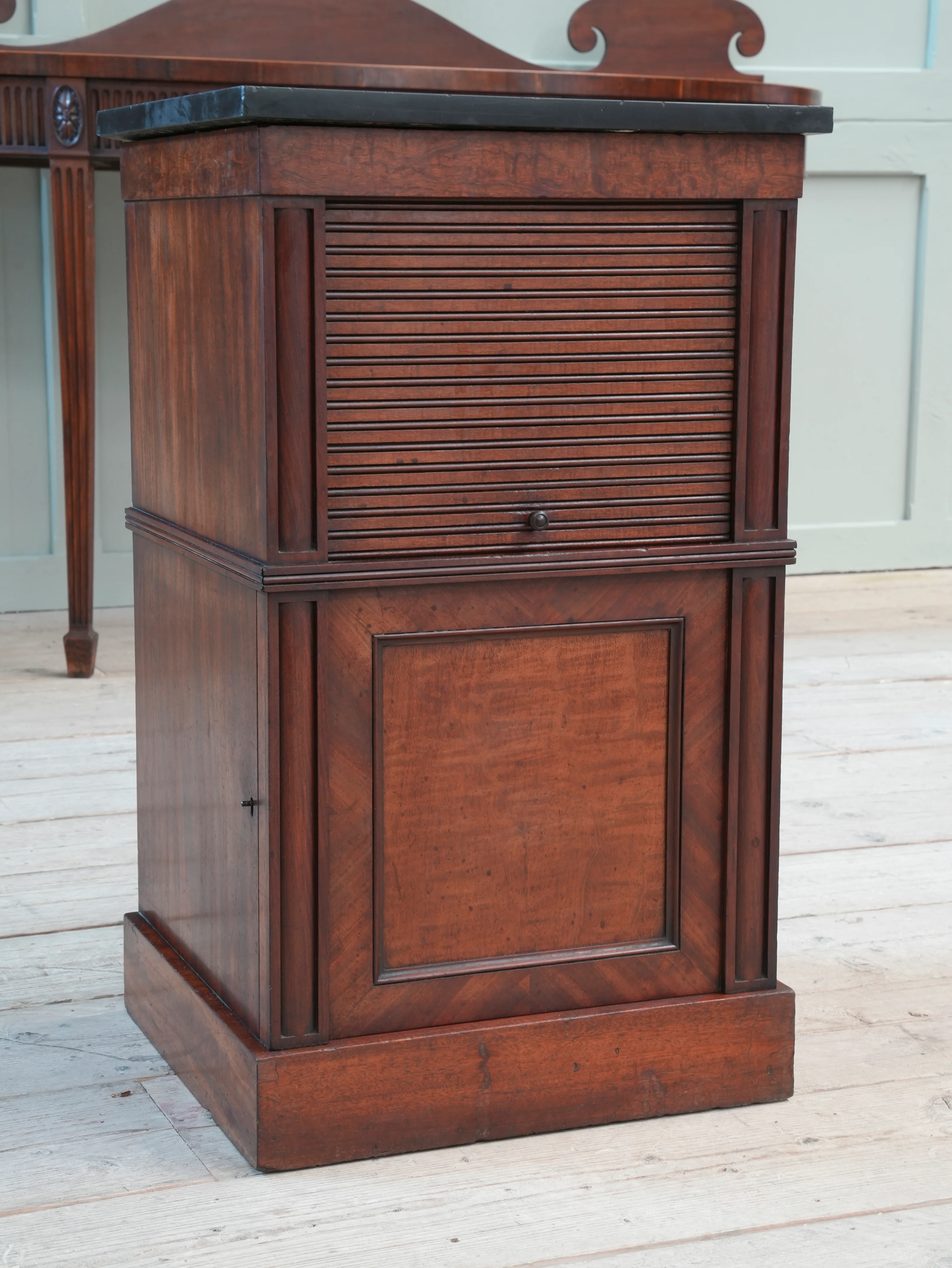 A Regency Mahogany Tambour Fronted Cabinet - Image 3