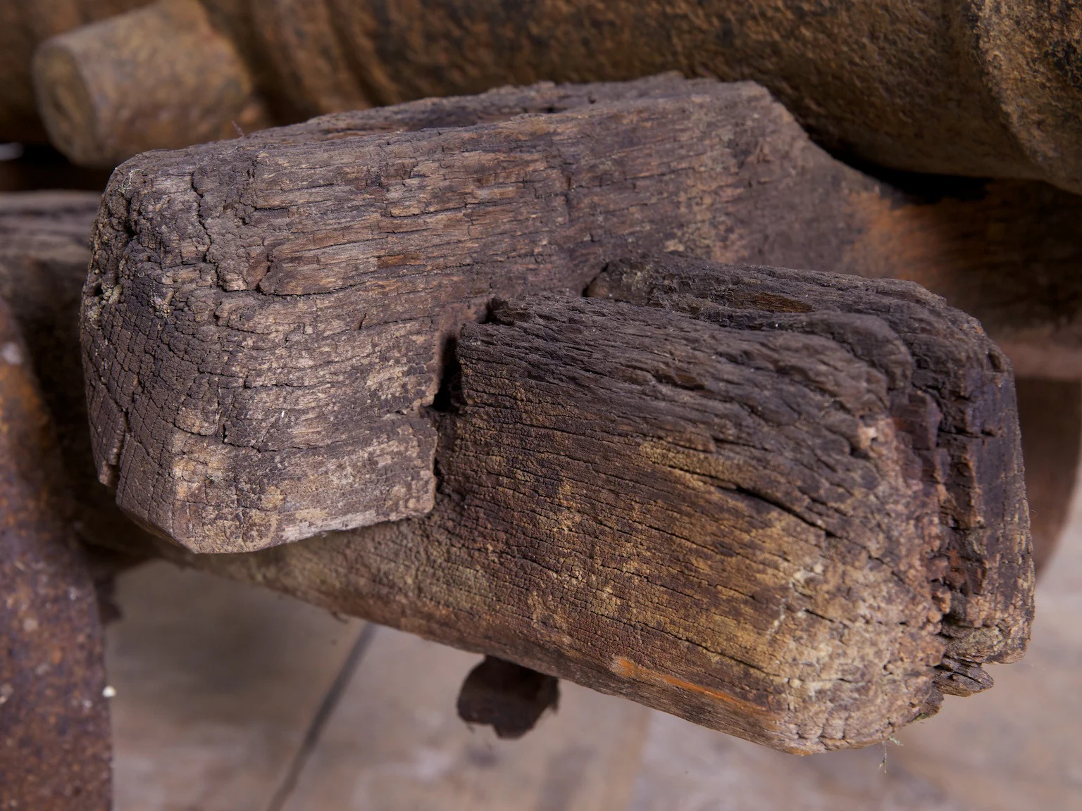 A pair of Lawn Cannons - Image 10