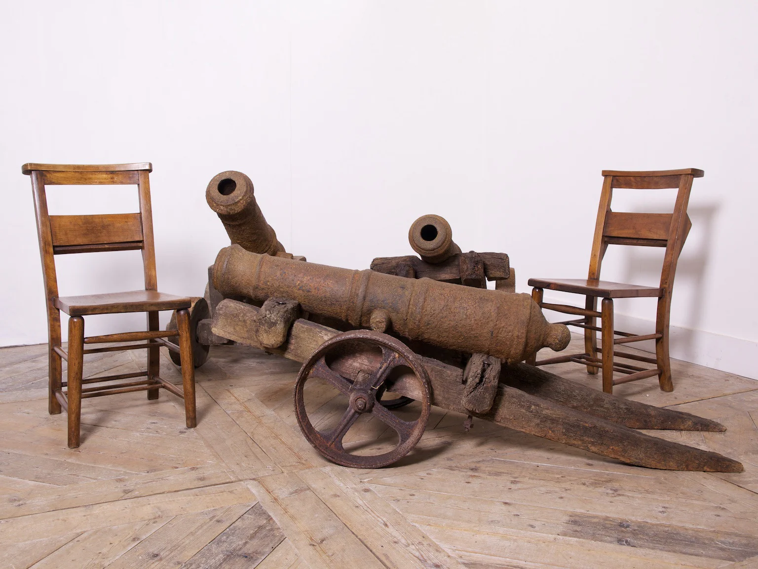 A pair of Lawn Cannons - Image 5