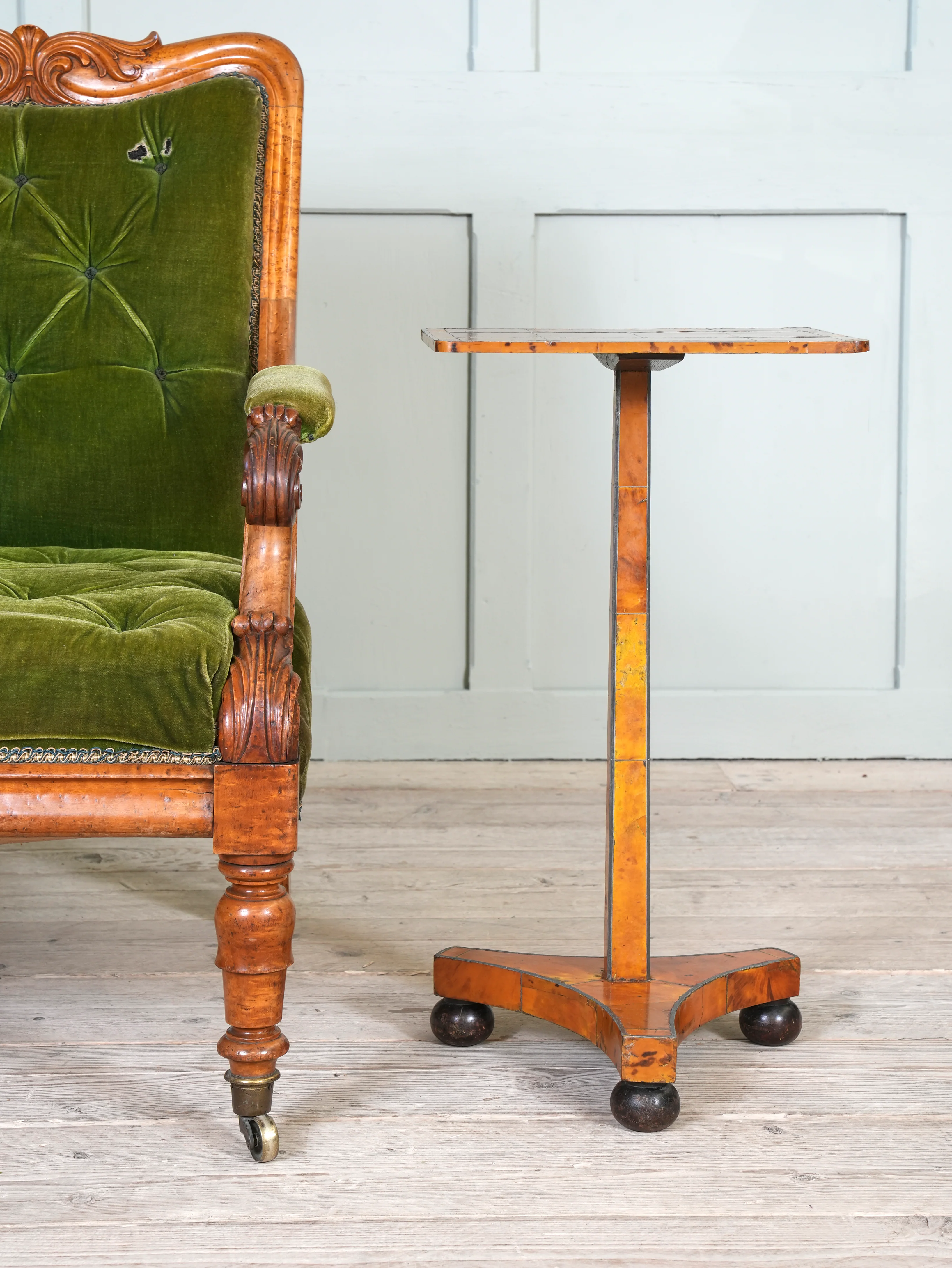 A Regency Tortoiseshell & Pewter Occasional Table - Image 3