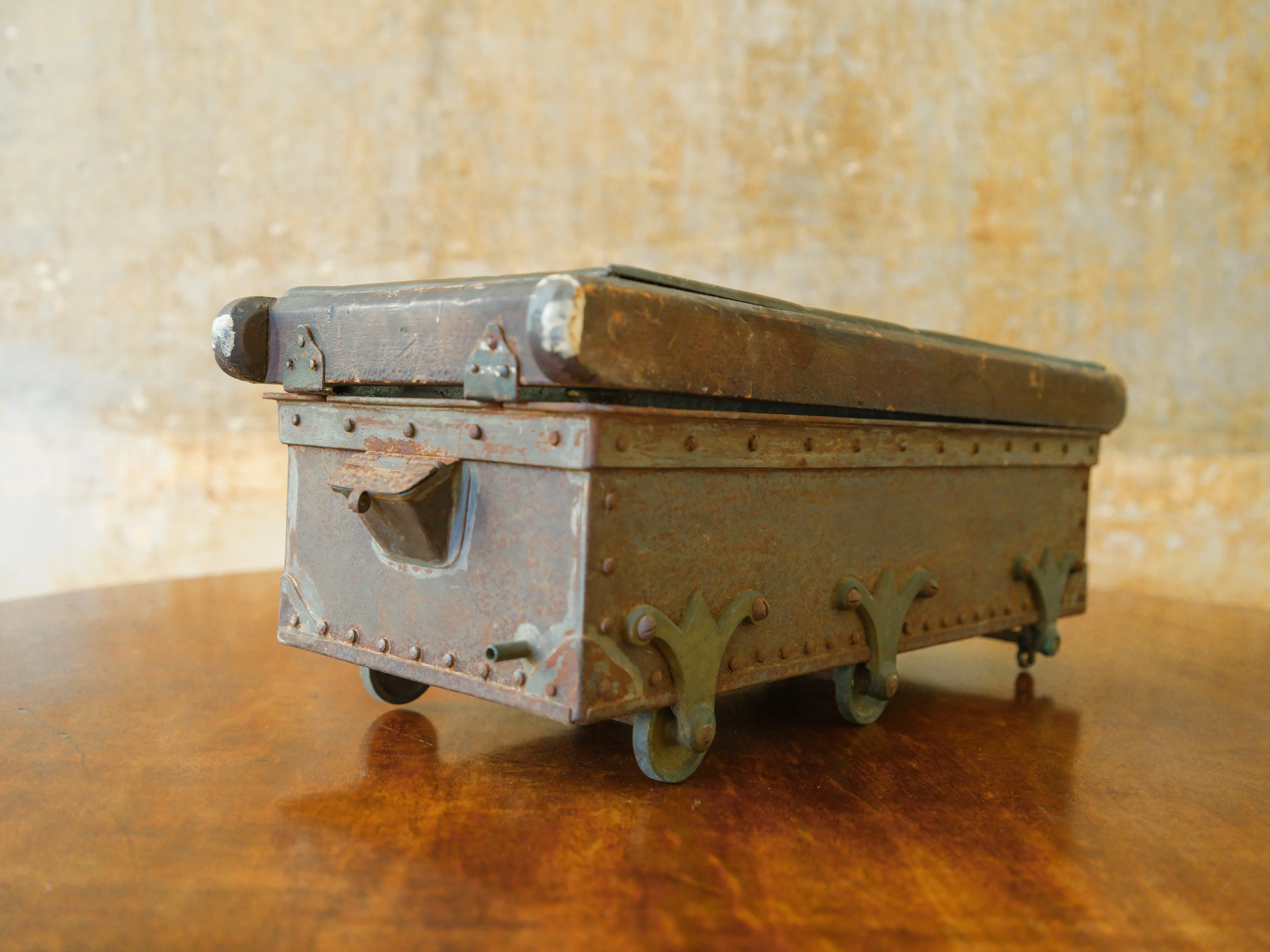 A 19th Century Cheese Vat Desk Model - Image 2