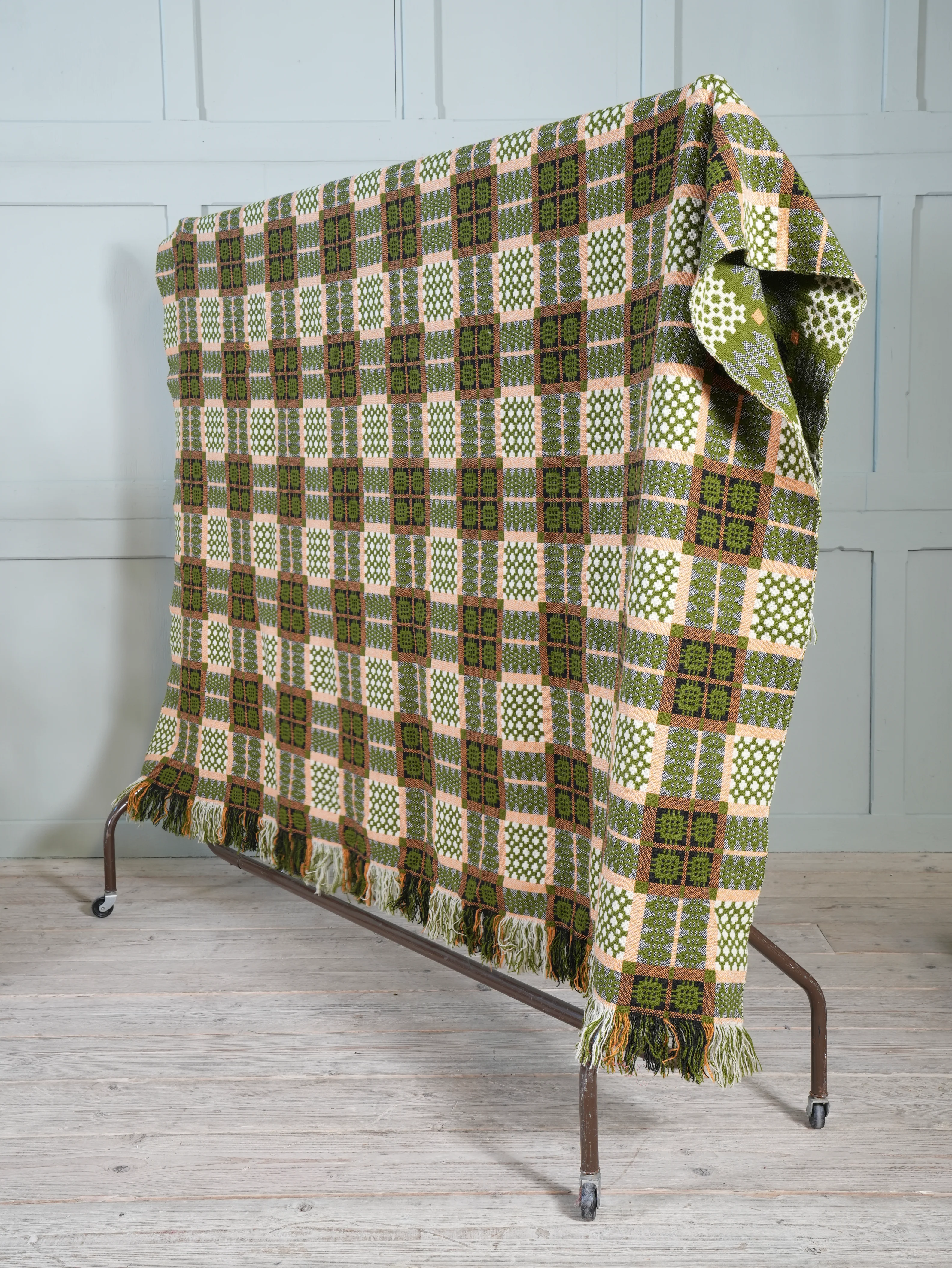 A Welsh Tapestry Blanket - Image 7