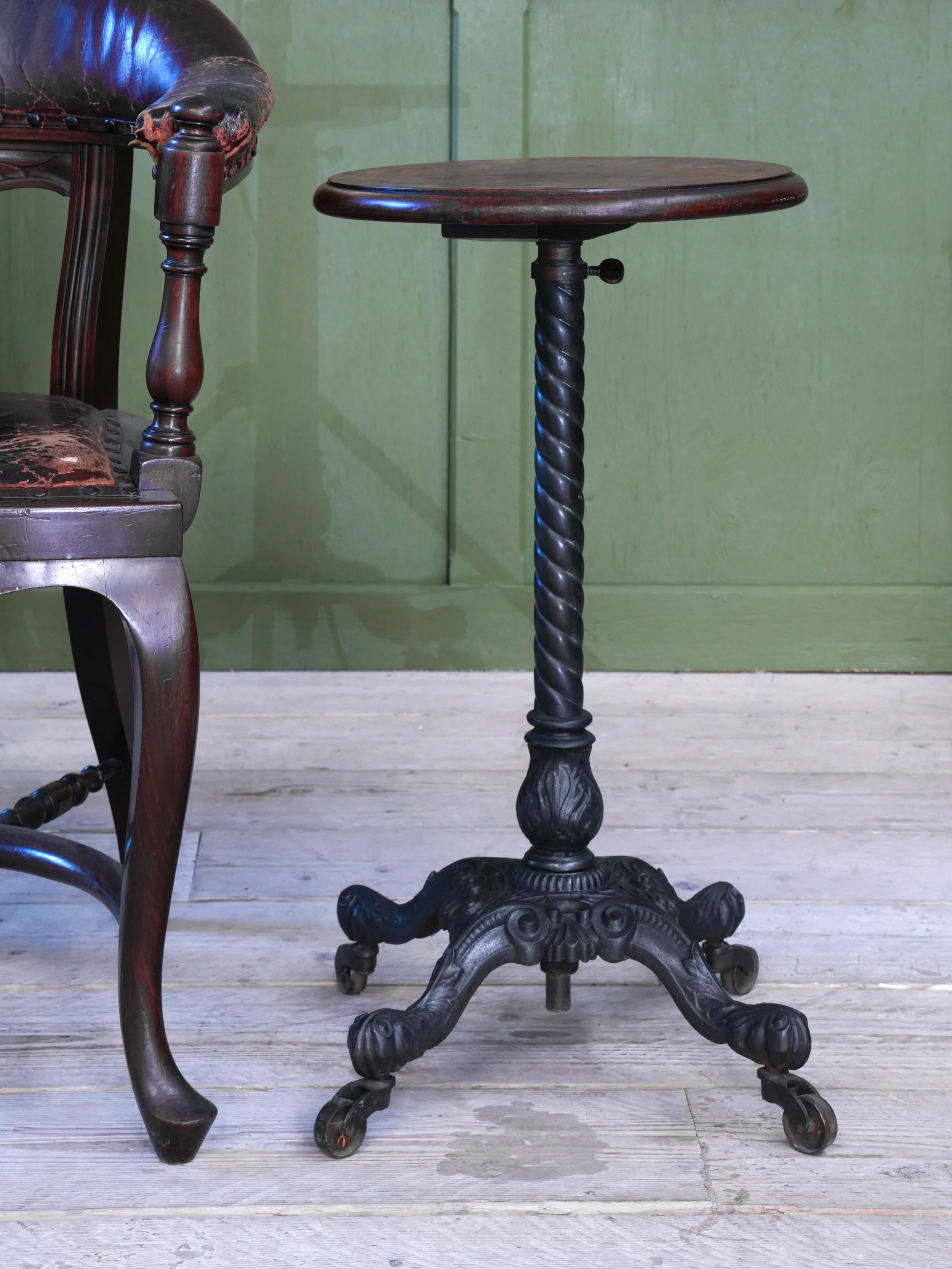 A 19th Century Telescopic Table - Image 2